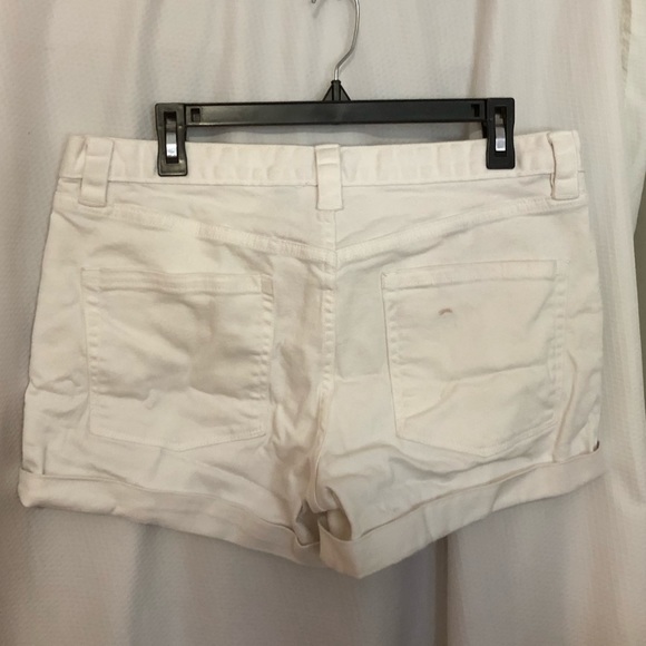 J.Crew size 12 stretch white jean shorts - Picture 3 of 5